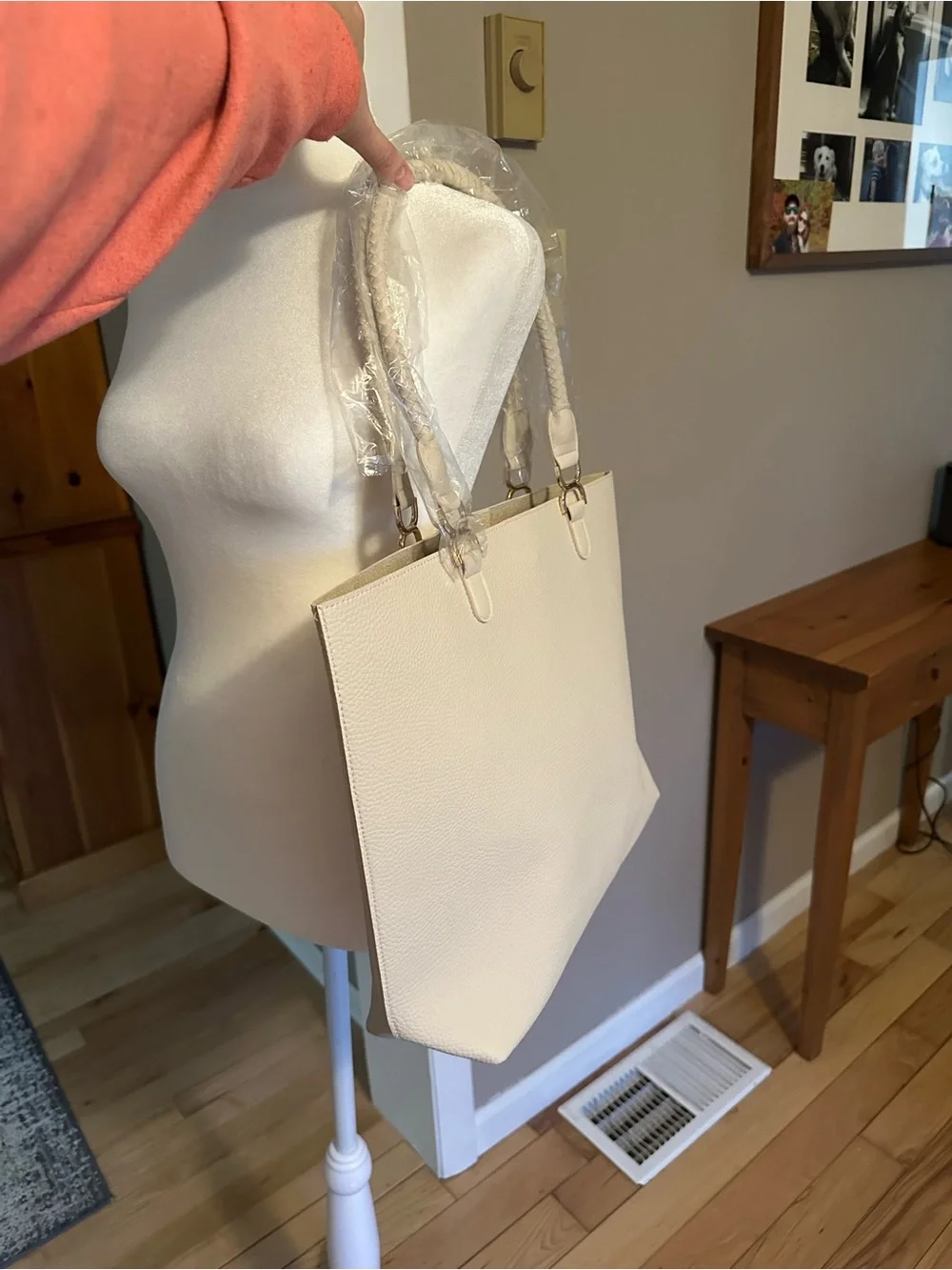Classic Cream Tote Bag - Picture 11 of 11